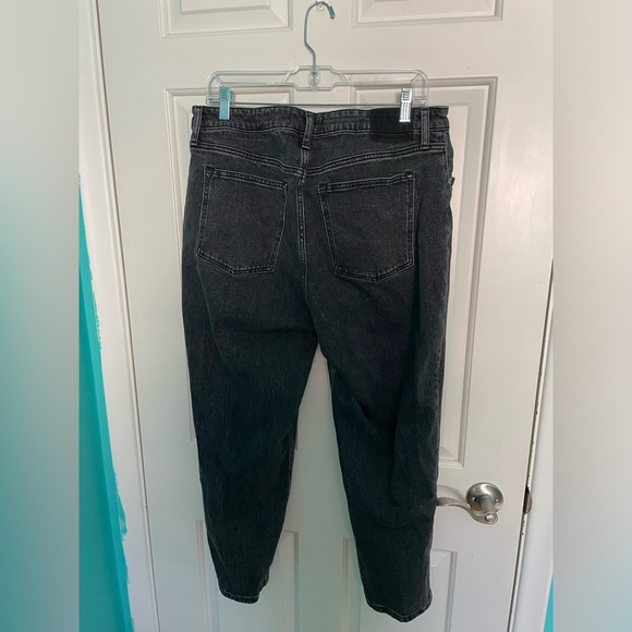 A&F Mom High Rise Black Jean - Picture 3 of 5